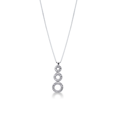 Collier en or blanc 18 carats avec trois cercles en diamants 