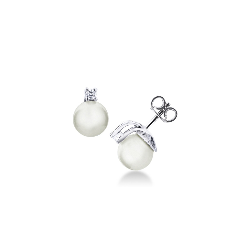 Boucles d’oreilles en or blanc 750 avec perles et diamants