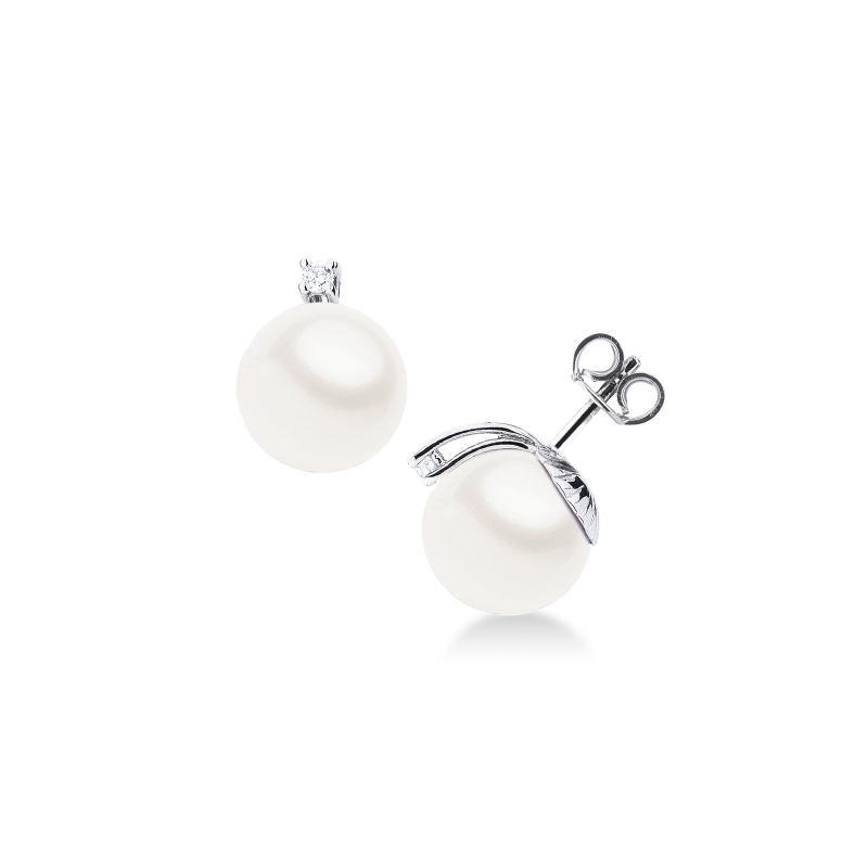 Boucles d’oreilles femme en or blanc 18k avec perles naturelles et diamants