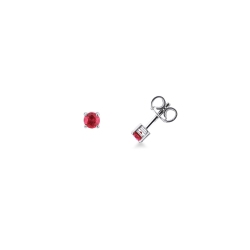Boucles d'oreilles en or blanc 18 carats et rubis
