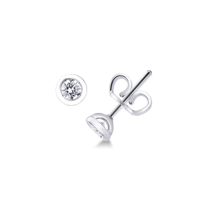 Boucles d’oreilles solitaire en or blanc 18k avec diamants 0.20 ct