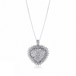 Collier en or blanc 18k avec pendentif coeur en diamants