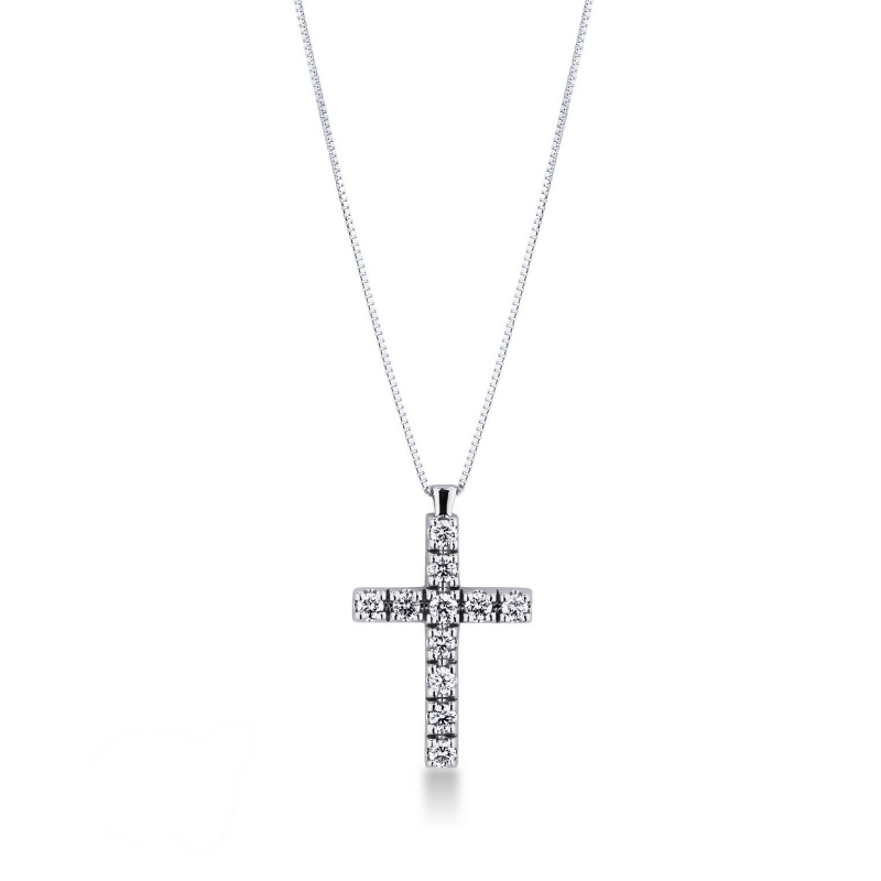 Collier en or blanc 18 carats avec une croix sertie de diamants