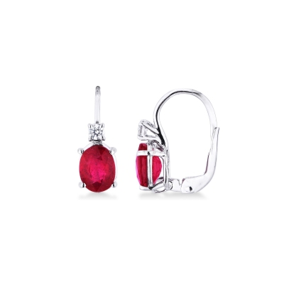 Boucles d'oreilles en or blanc 18k avec diamants et rubis taille ovale