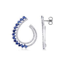 Boucles d'oreilles en or blanc 18kt avec saphirs bleus et diamants