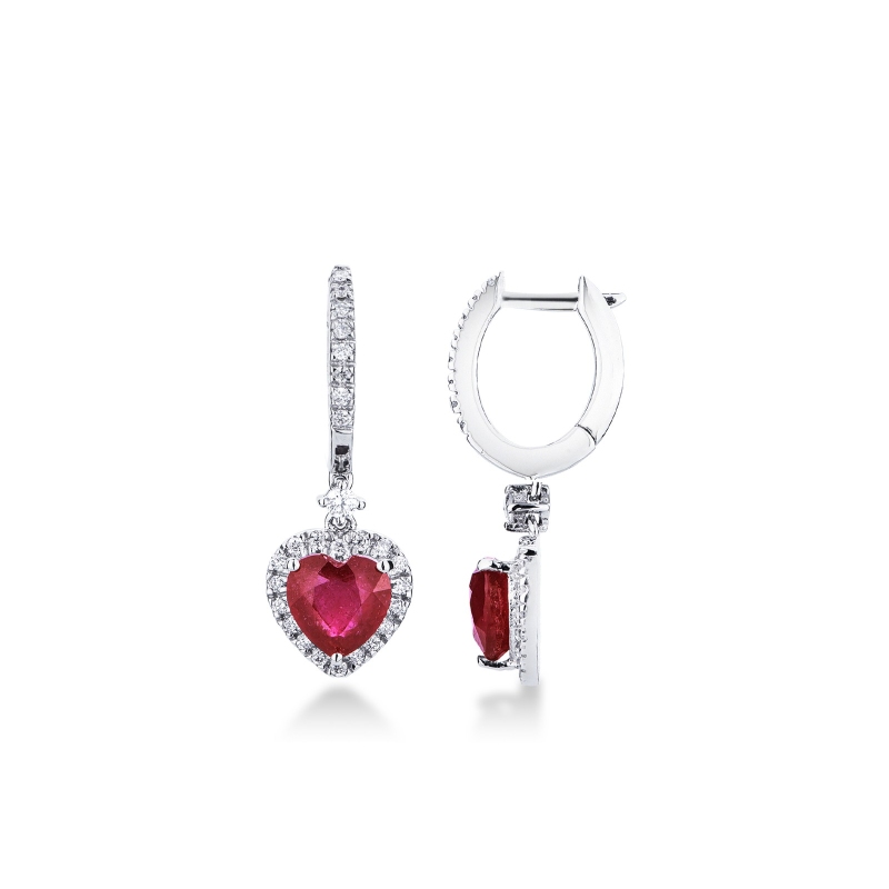 Boucles d’oreilles en or blanc 18k avec rubis