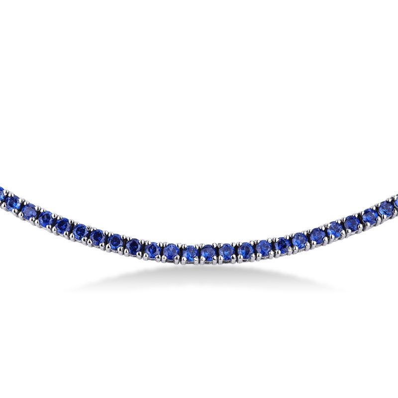 Collier tennis en or blanc 18 carats avec des saphirs bleus 