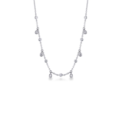 Collier avec diamants en or blanc 18 carats