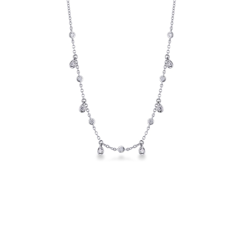 Collier avec diamants en or blanc 18 carats