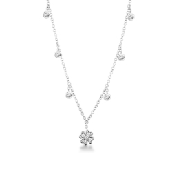 Collier en or blanc 18k avec pendentif trefle et diamants