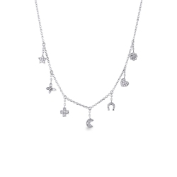 Collier en or blanc 18k avec pendentifs symboliques et diamants