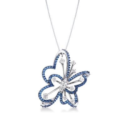 Collier design avec pendentif papillon en or blanc 18k orné de saphirs bleus
