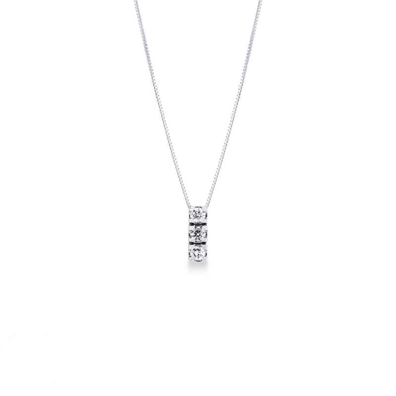 Collier en or blanc 18k trilogie de diamants