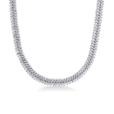 Collier en or blanc 18k avec des diamants