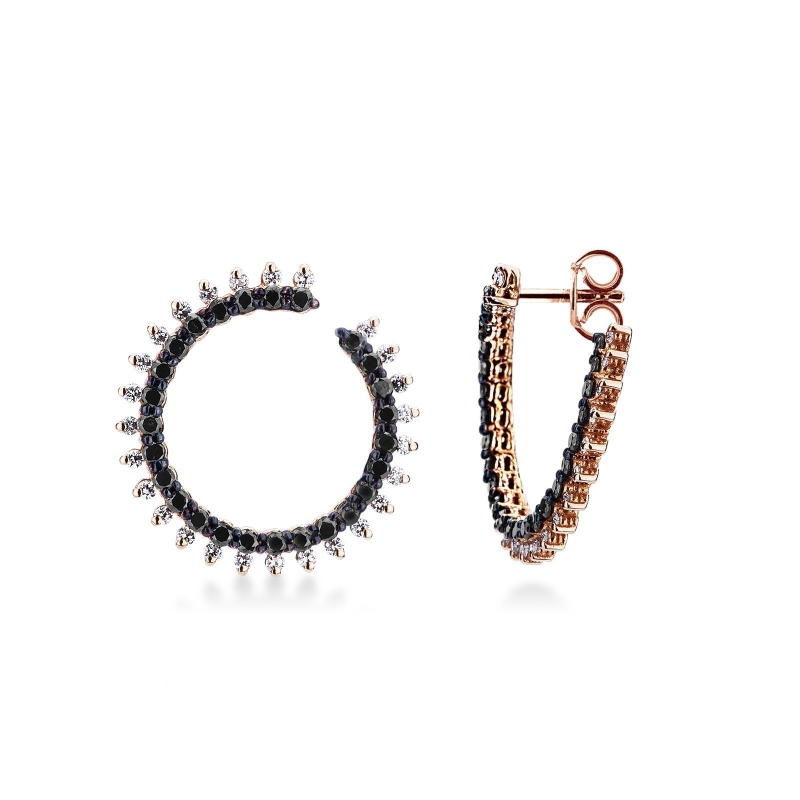 Boucles d’oreilles en or rose 18 carats avec diamants noirs et blancs