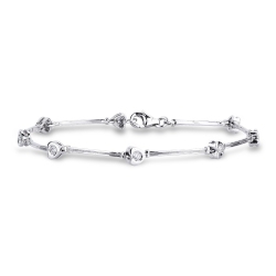 Bracelet or blanc 18k avec diamants en forme de cœur