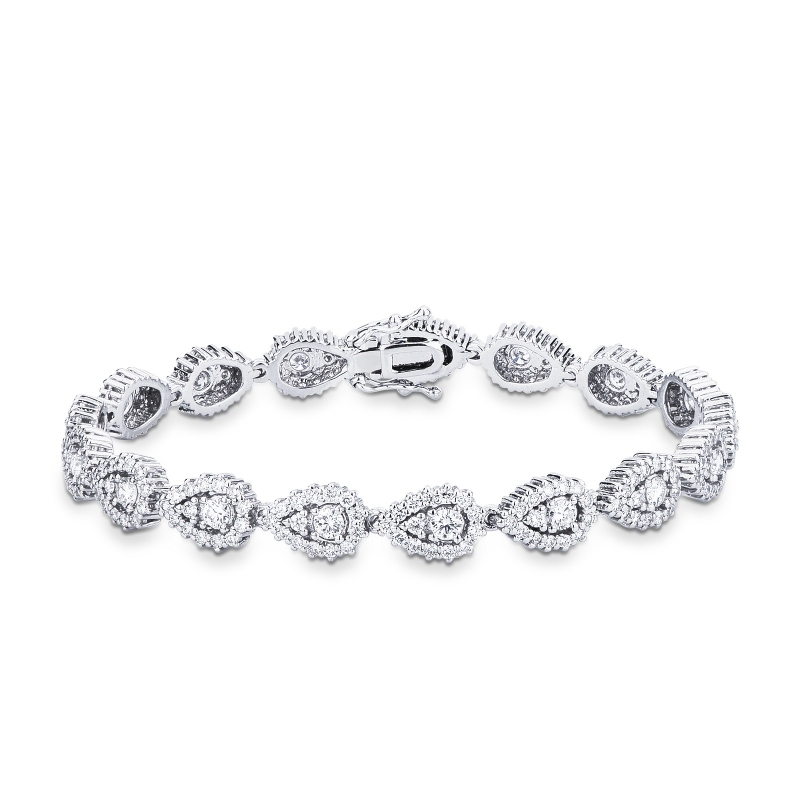 Bracelet design en or blanc 18 carats avec des diamants