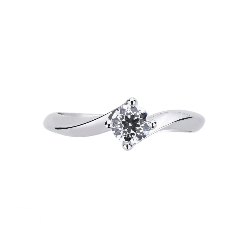 Bague de fiançailles en or blanc 18k avec un diamant 0.50 ct