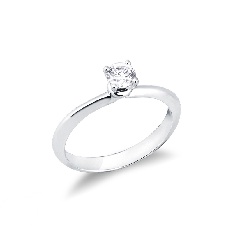 Bague solitaire en or blanc 18k et diamant 0.30 ct