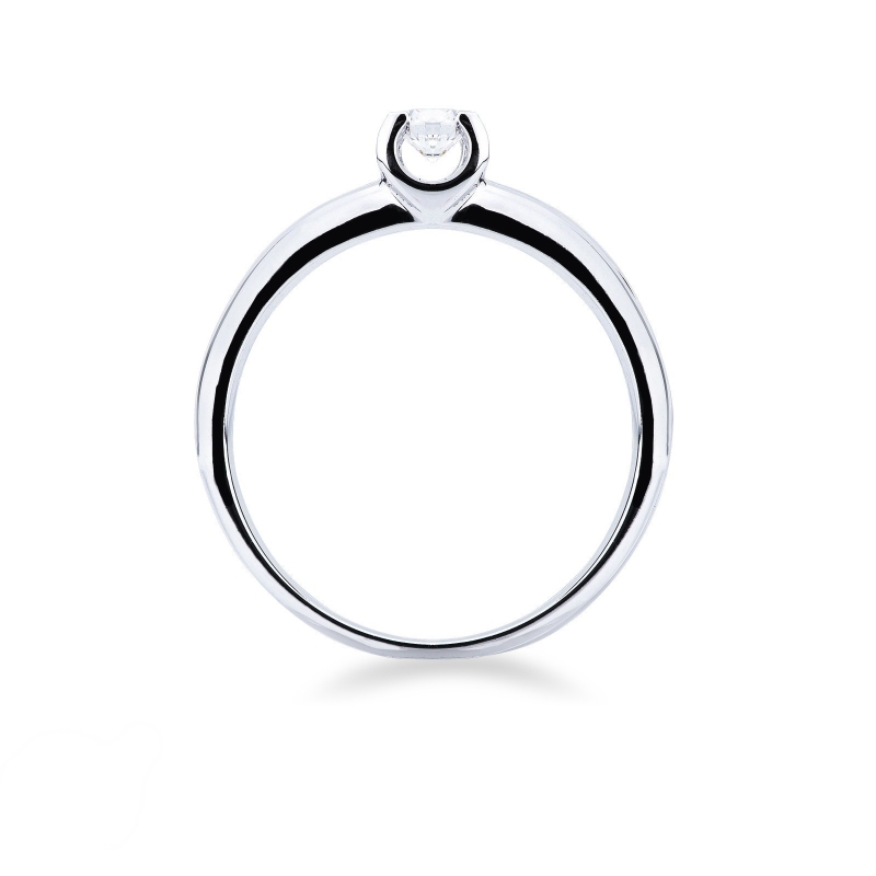 Bague solitaire serti 4 griffe en or blanc et diamant 0.15 ct