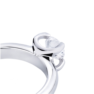 Solitaire bague or blanc 18k avec diamant 0,70 ct
