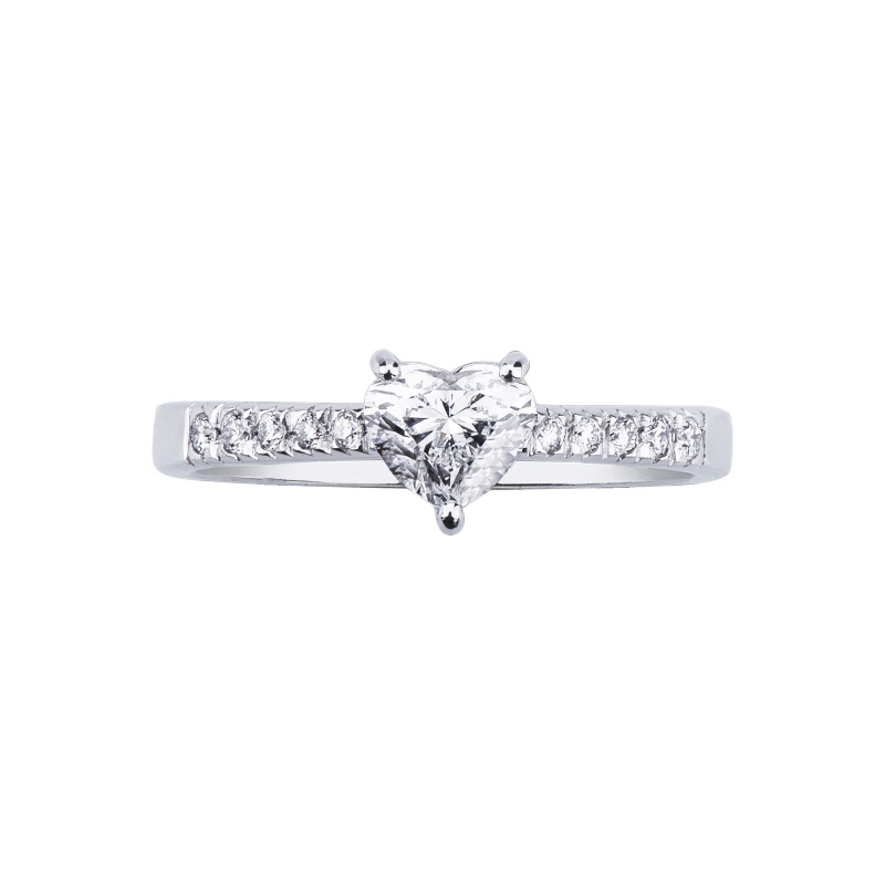 Bague avec diamant à cœur 0,70 ct GIA en or blanc 750