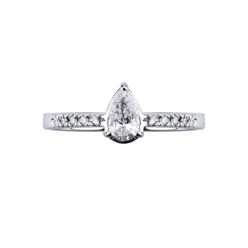 Bague avec diamant taille cœur 0,50 ct GIA en or blanc 18k