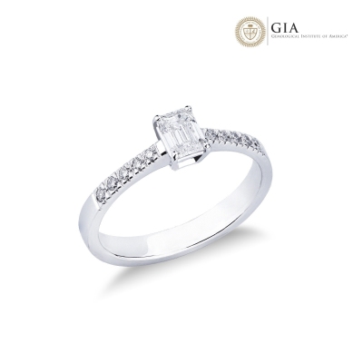 Bague taille émeraude 0,50 ct GIA or blanc 18k