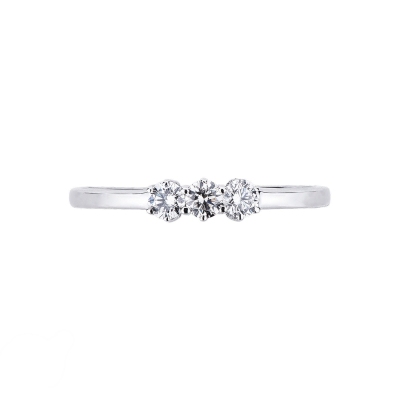 Bague trilogie en or blanc 18k avec diamants 0.15 ct