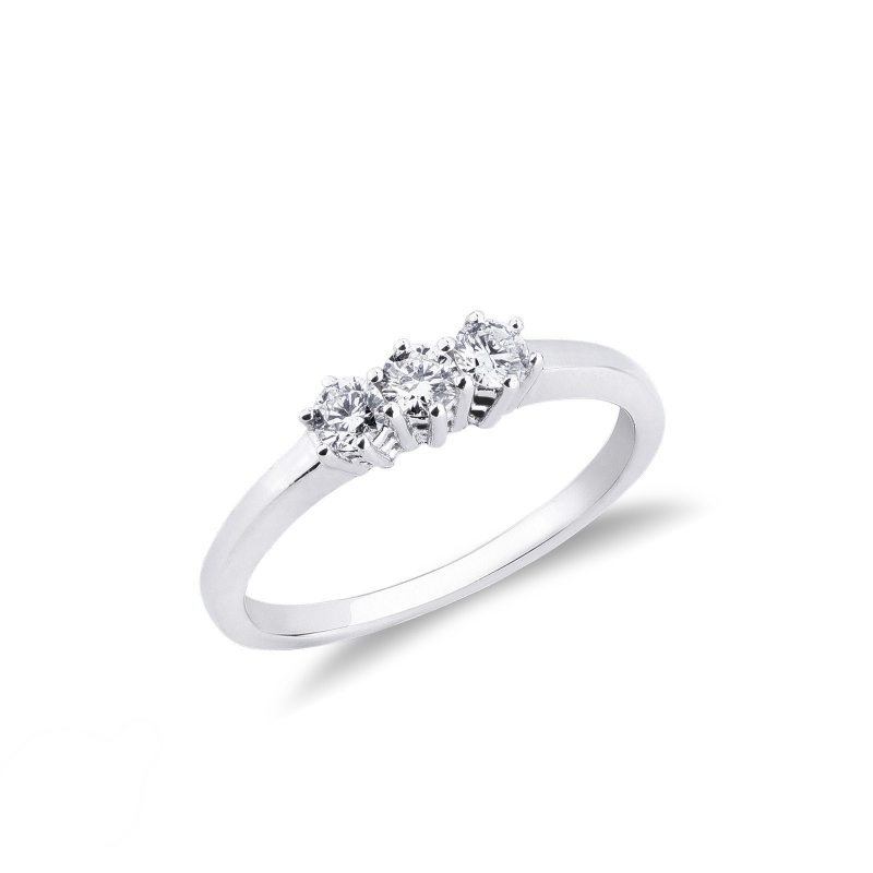 Demi alliance en or blanc avec 3 diamants 0.20 ct