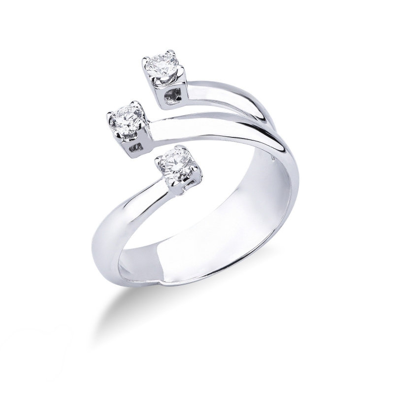 Bague à 3 branches ouvertes en or blanc 18k avec diamants 0.35 ct 
