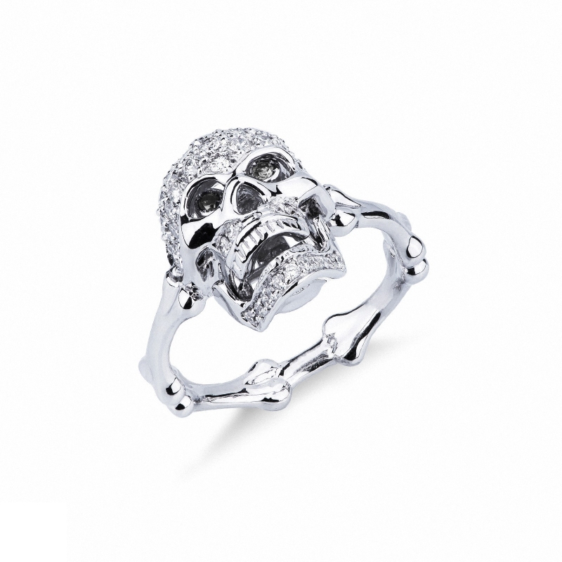 Bague tête de mort en or blanc 18K diamants blancs et yeux noirs