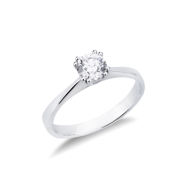 Bague solitaire en or blanc 18k avec 8 griffes et diamant 0,70 ct 