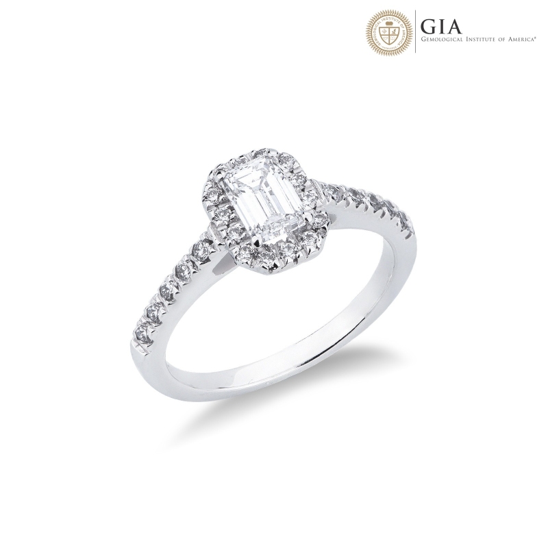 Bague solitaire diamant central 0,7 carat GIA