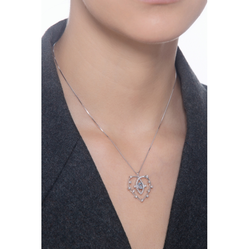 Collier cœur en aquamarine ovale et diamants  en or blanc 18k