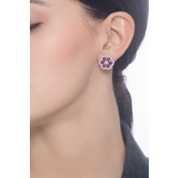 Boucles d'oreilles fleur avec Rubis et Diamants en Or Blanc 18k 2