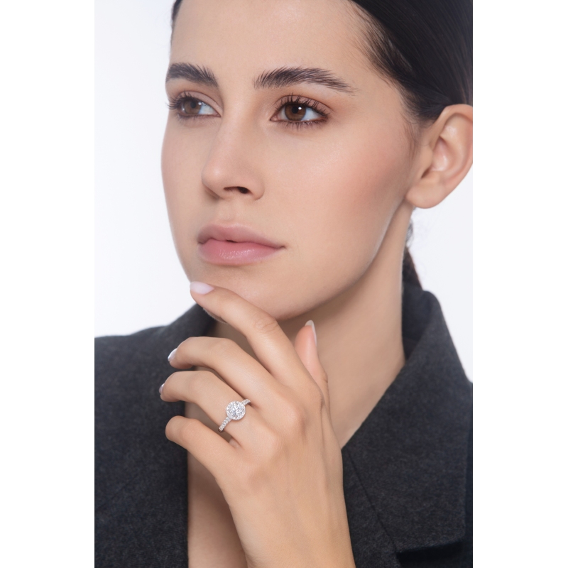 Bague avec diamant IGI en or blanc 18k CT.1.00