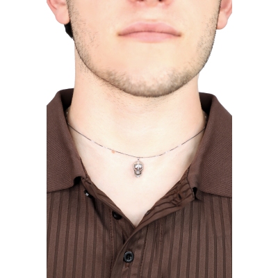 Collier en or blanc 18k avec pendentif