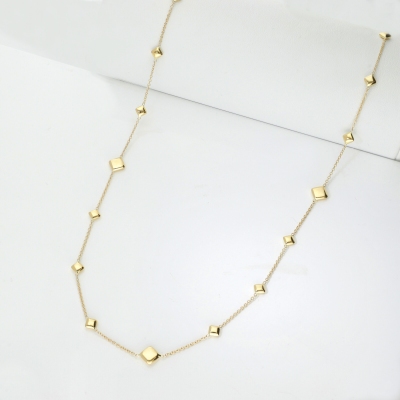Collier en or jaune 18k avec maillons carrés brillants 90 cm
