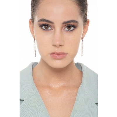 Boucles d'oreilles pendantes en or blanc 18k avec diamants modèle rivière 