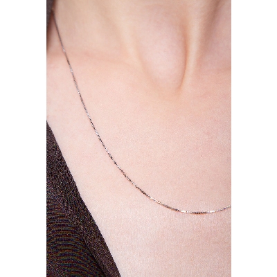 Chaine en or blanc 18k maille vénitienne