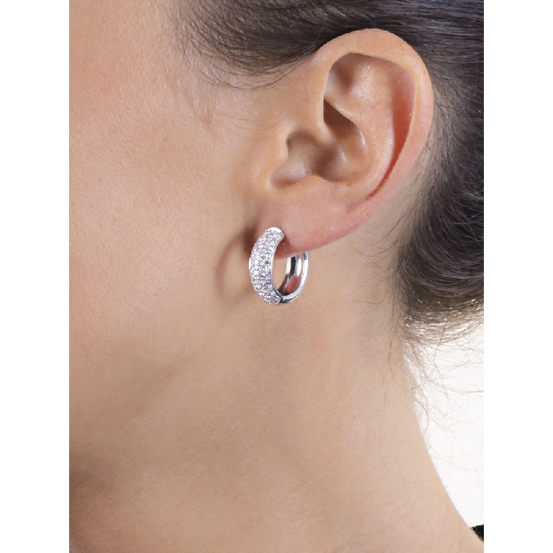 Créoles pavés de diamants  en or blanc 18k 