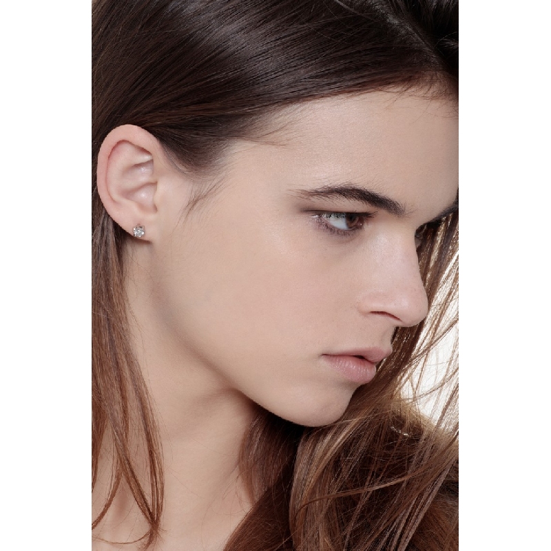 Puces d'oreilles or blanc 750 diamant 0.60 ct 