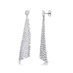 Pendantes en tissu en or blanc 18k avec diamants