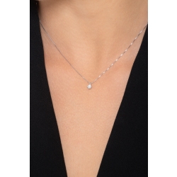 Collier pendentif solitaire en or blanc 18k  avec diamant 0.15 ct 2