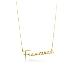 Collier personnalisable en or jaune 18k avec prenom en cursive stylisee
