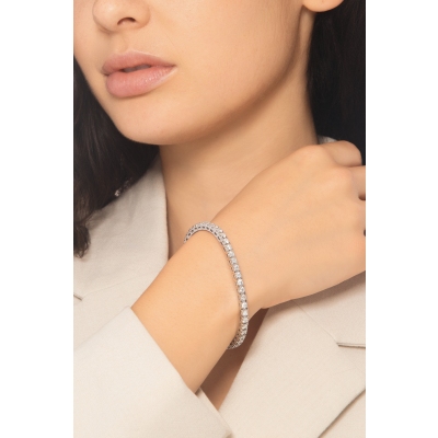 Bracelet tennis élastique en or blanc 18k avec diamants taille brillant