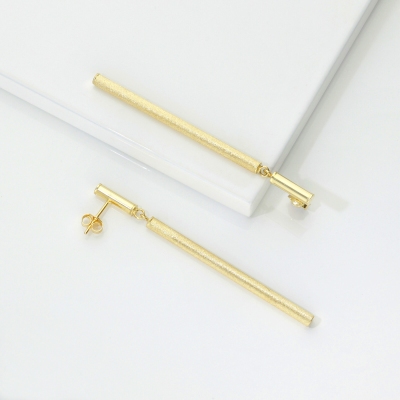 Boucles d’oreilles pendantes en or jaune 18k avec barrettes