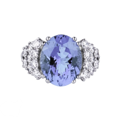 Bague en or blanc 18k avec tanzanite ovale et diamants