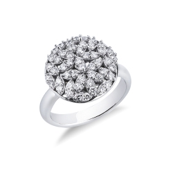 Bague ronde en or blanc 750 avec diamants